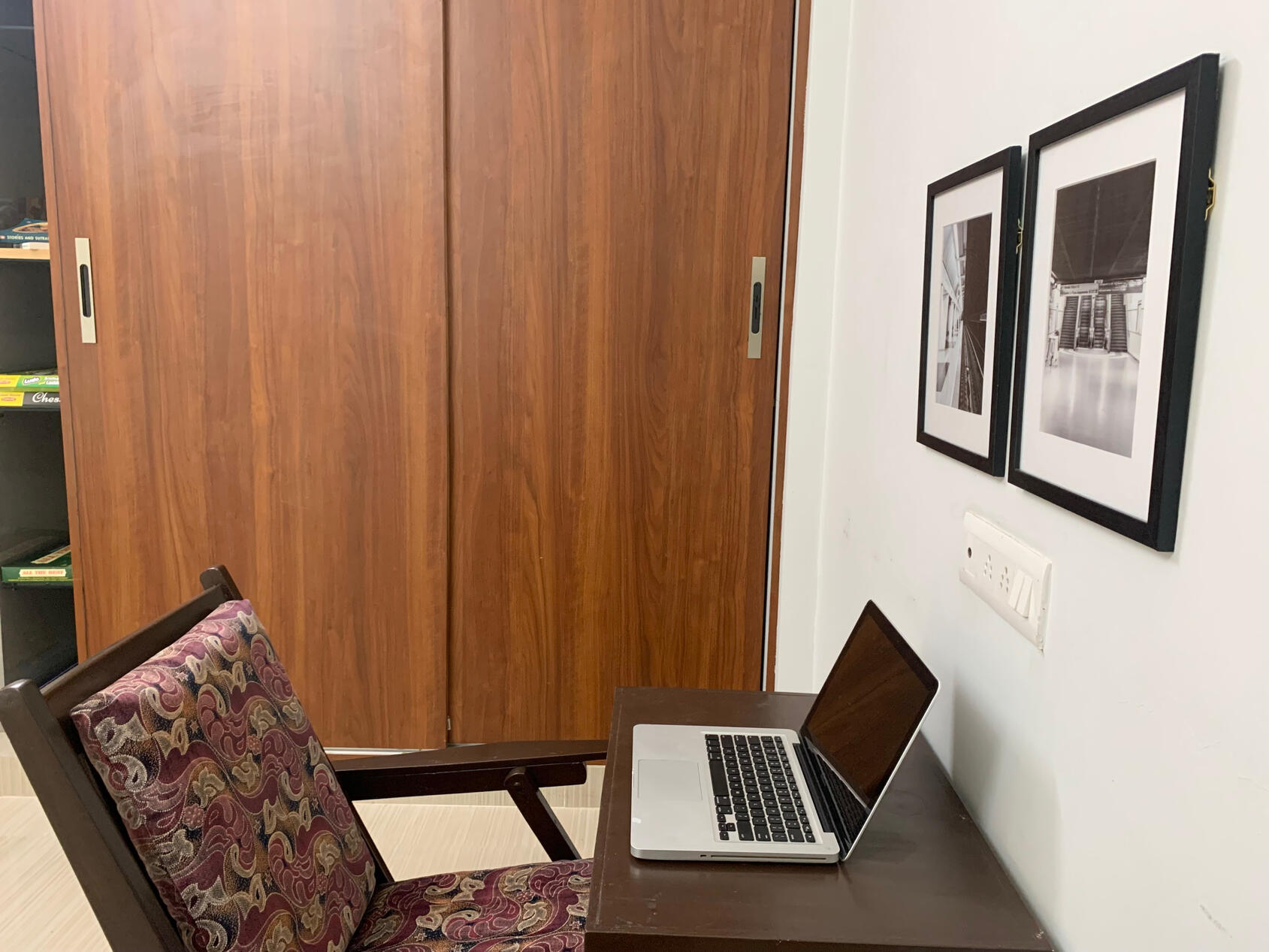 Working Desk